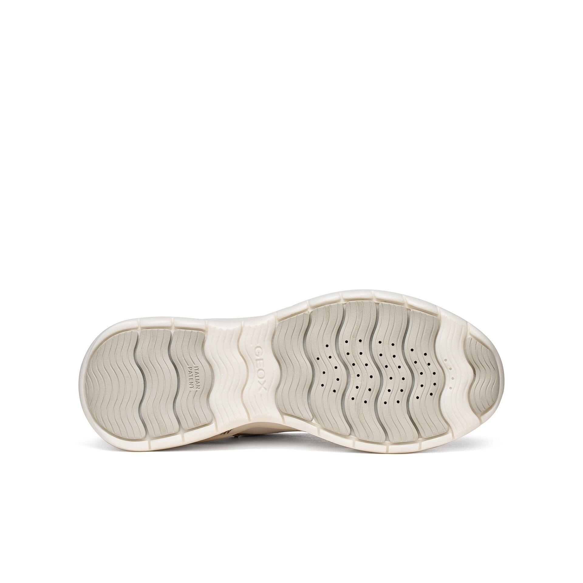 Geox Xtors Plus Baskets in White/Beige, semelle (SKU D6809B_0119B--C0405)