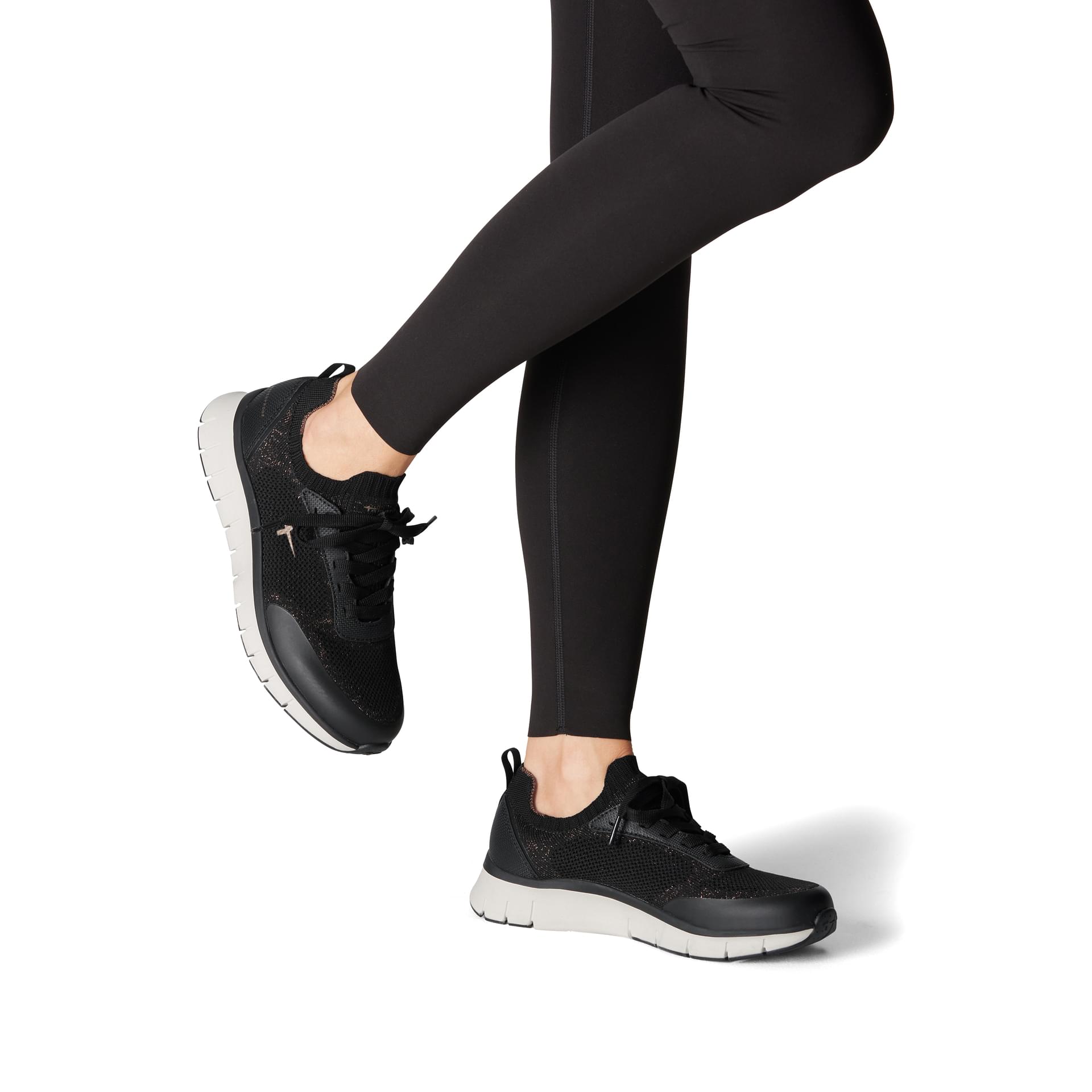 Tamaris Activa Sneakers 1-23758-43 in Black Comb