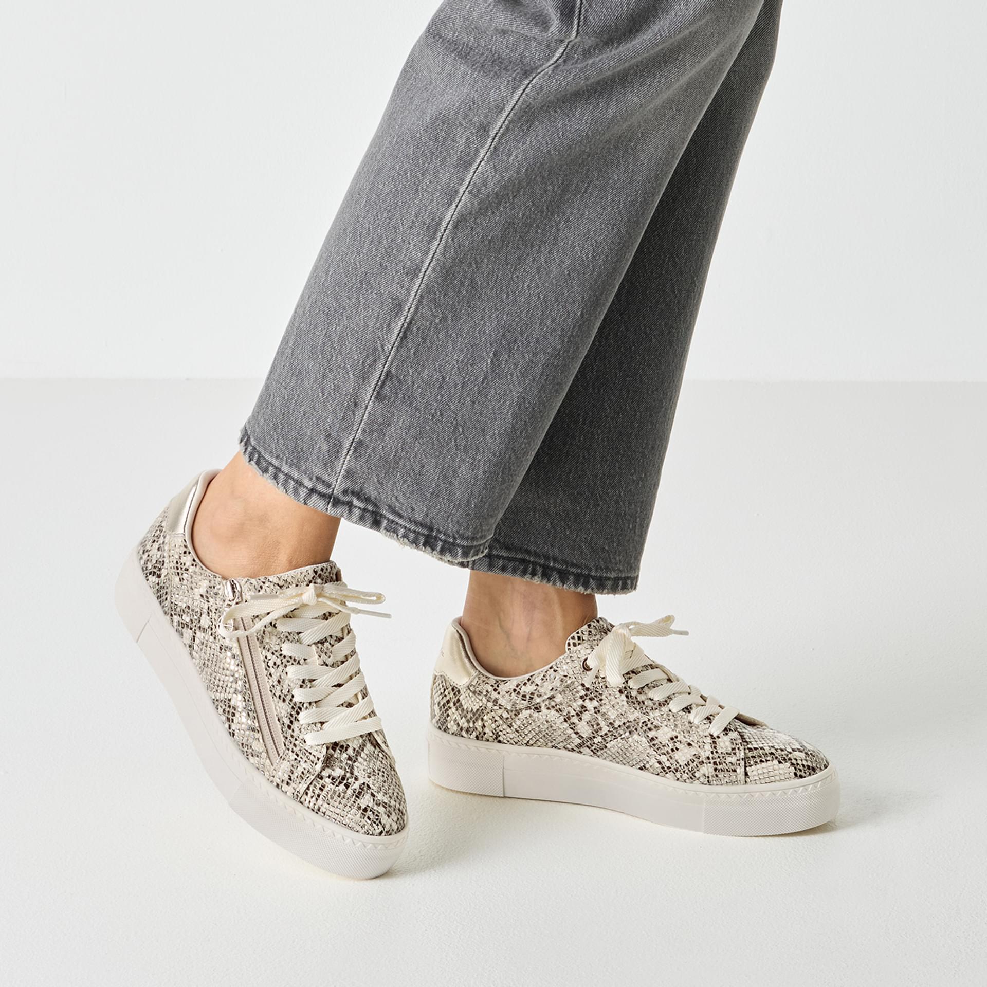 Tamaris Alexia Sneakers 1-23314-46 in Beige Snake