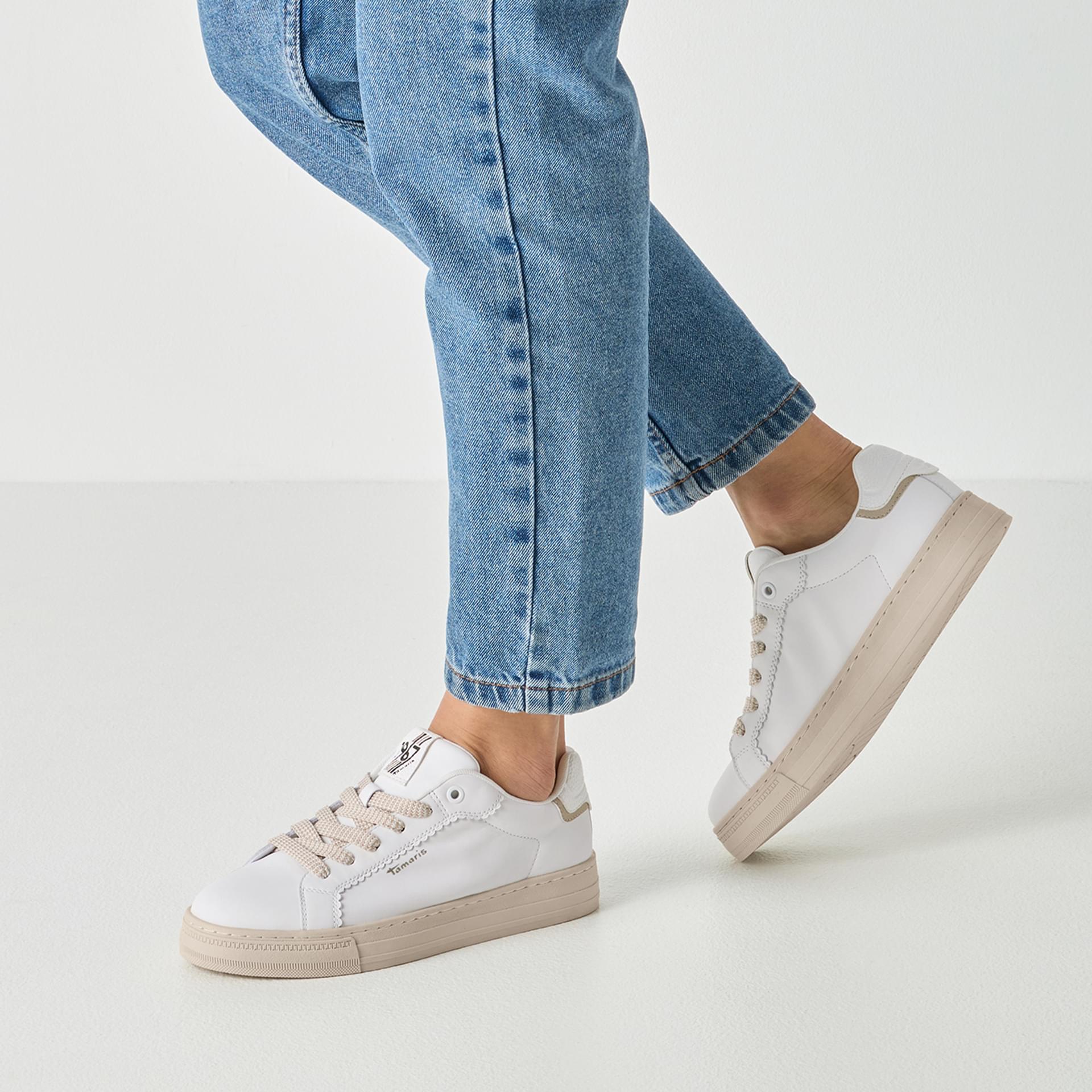 Tamaris Alexia Baskets in White Leather (SKU 1-23730-47--117)