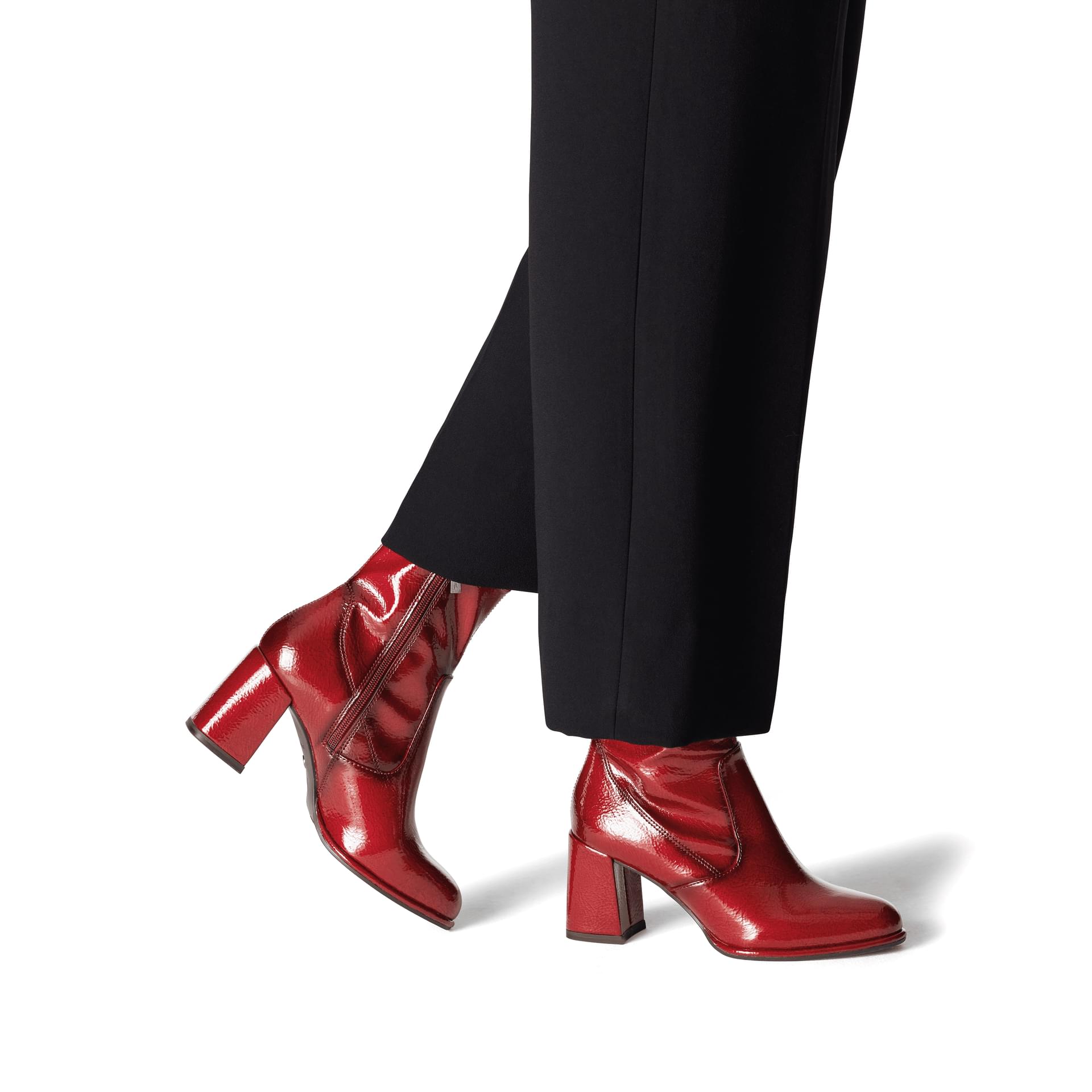 Tamaris Aspasia Bottines 1-25357-41 in Red Patent