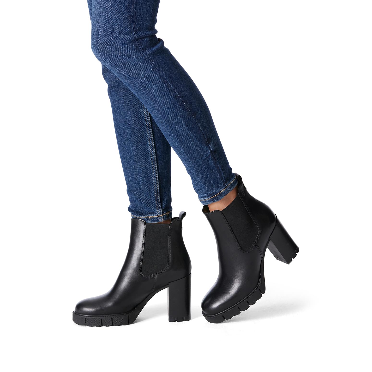 Tamaris Cassiel Chelsea Boots 1-25457-41 in Black