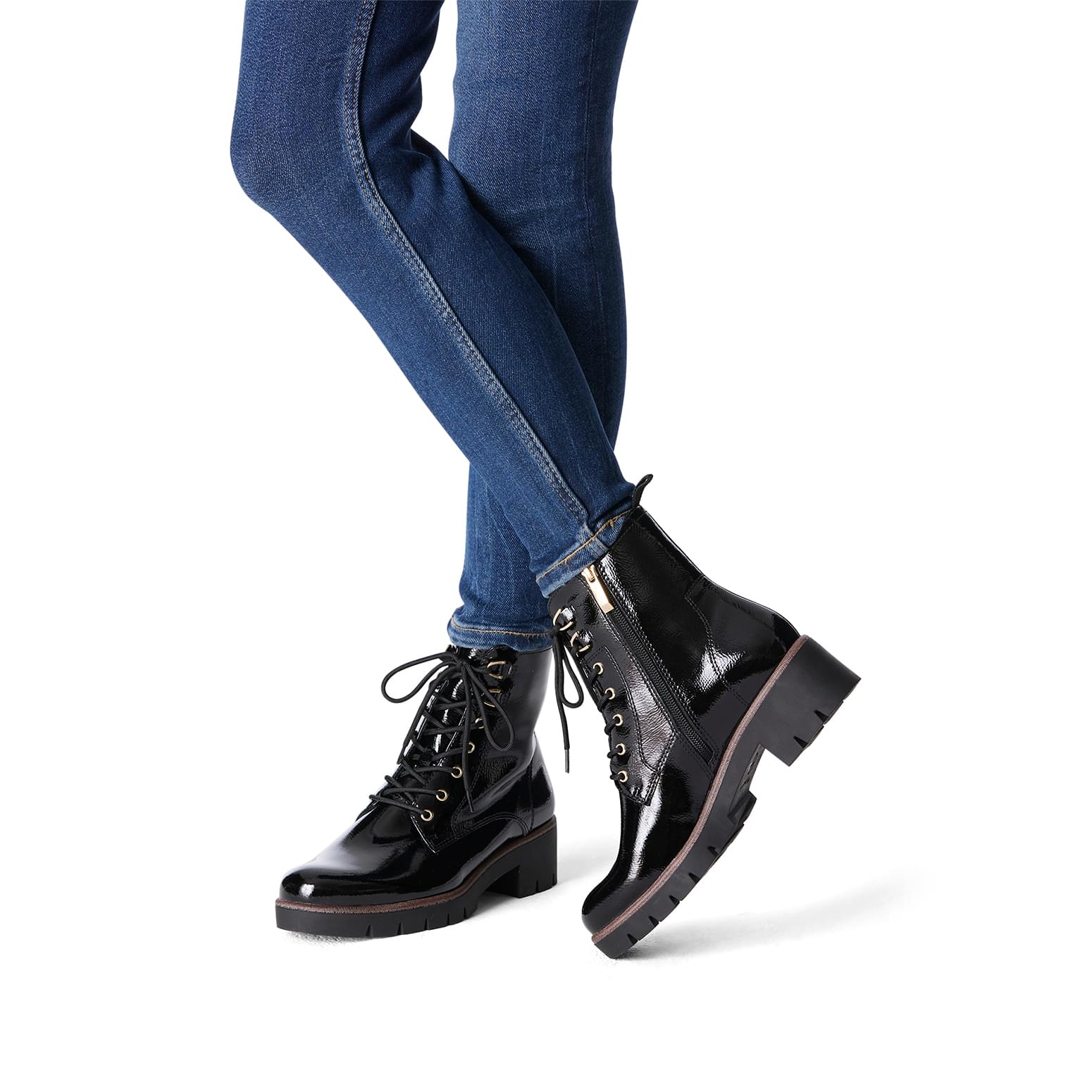 Tamaris Chrysanthi Enkellaarsjes 1-25297-41 in Black Patent