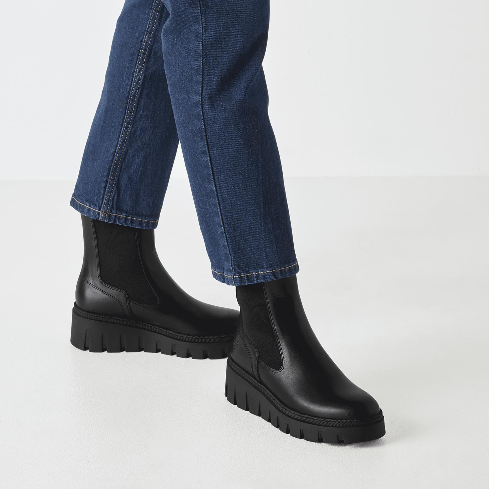 Tamaris Cobina Chelsea Boots cuir in Black (SKU 1-25489-45--001)