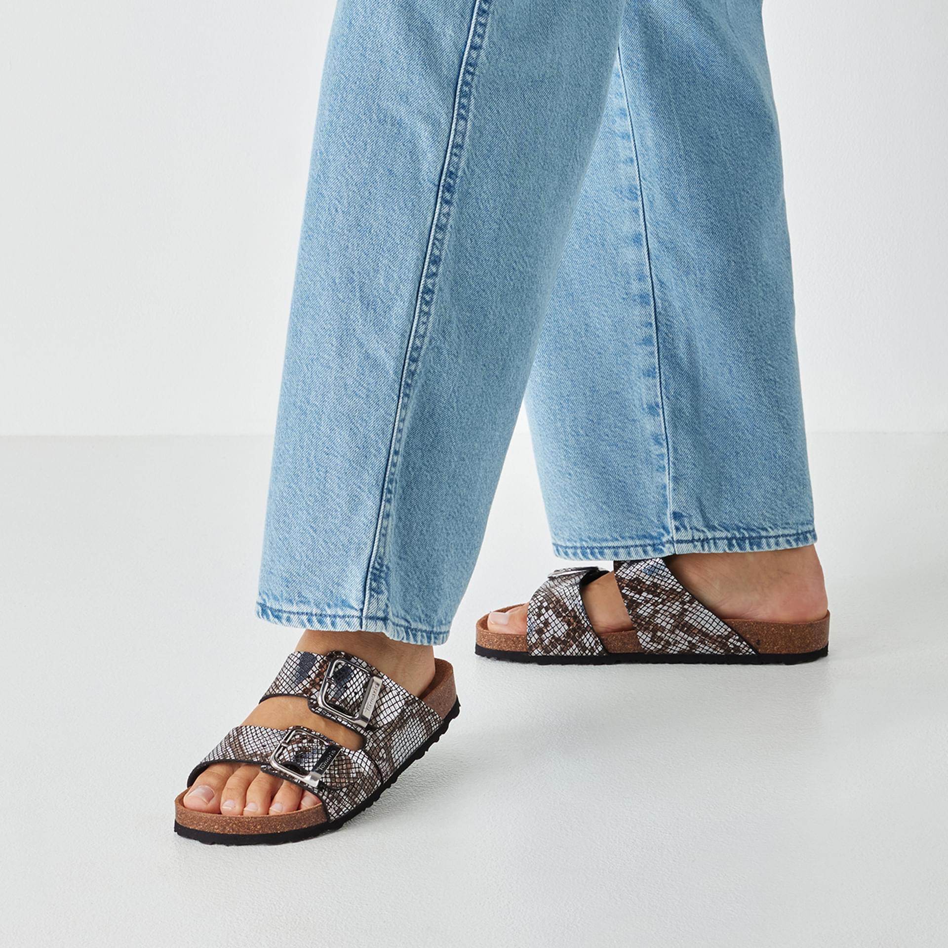 Tamaris Corra Loafers 1-27523-46 in Black/Snake