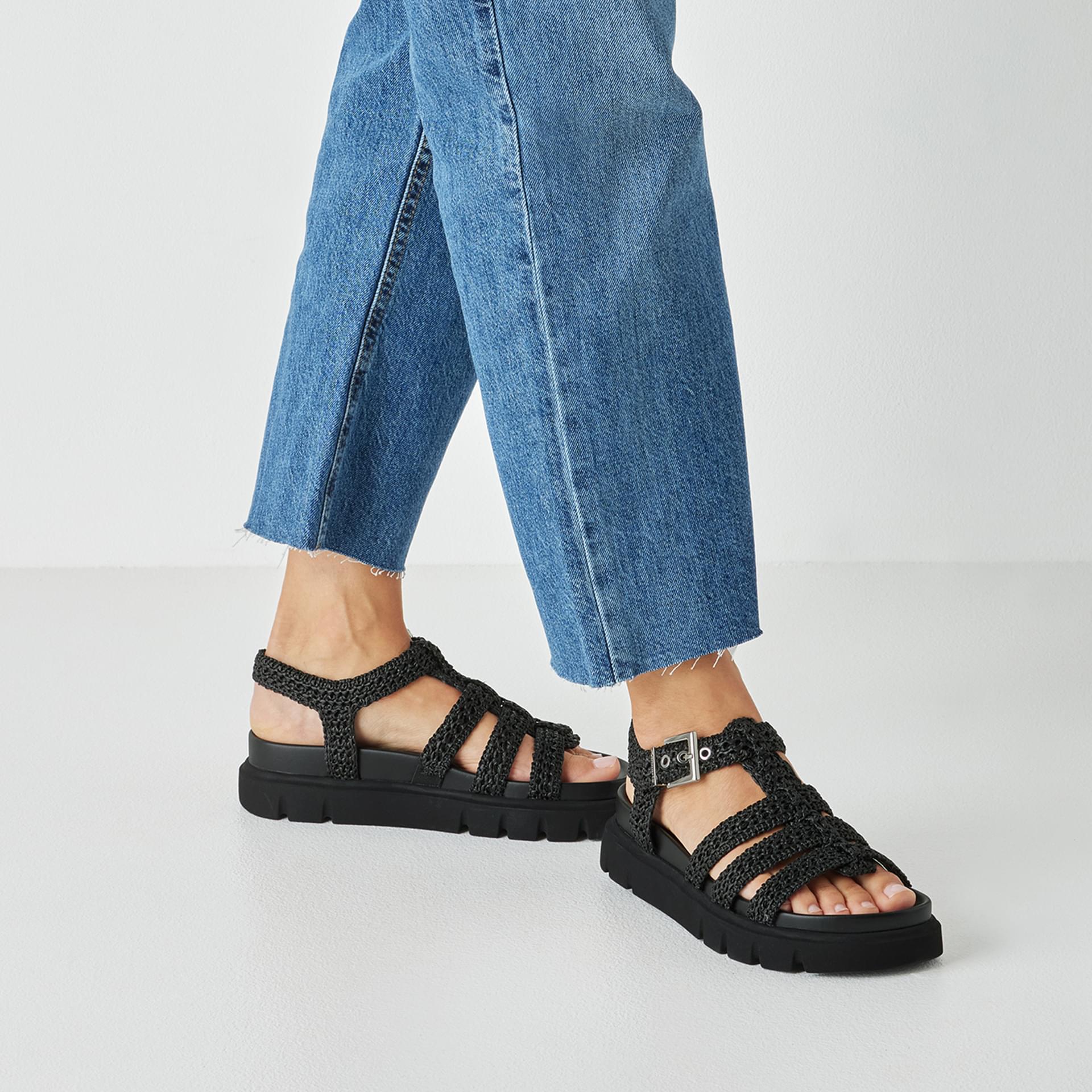 Tamaris Latica Sandalen 1-28402-46 in Black