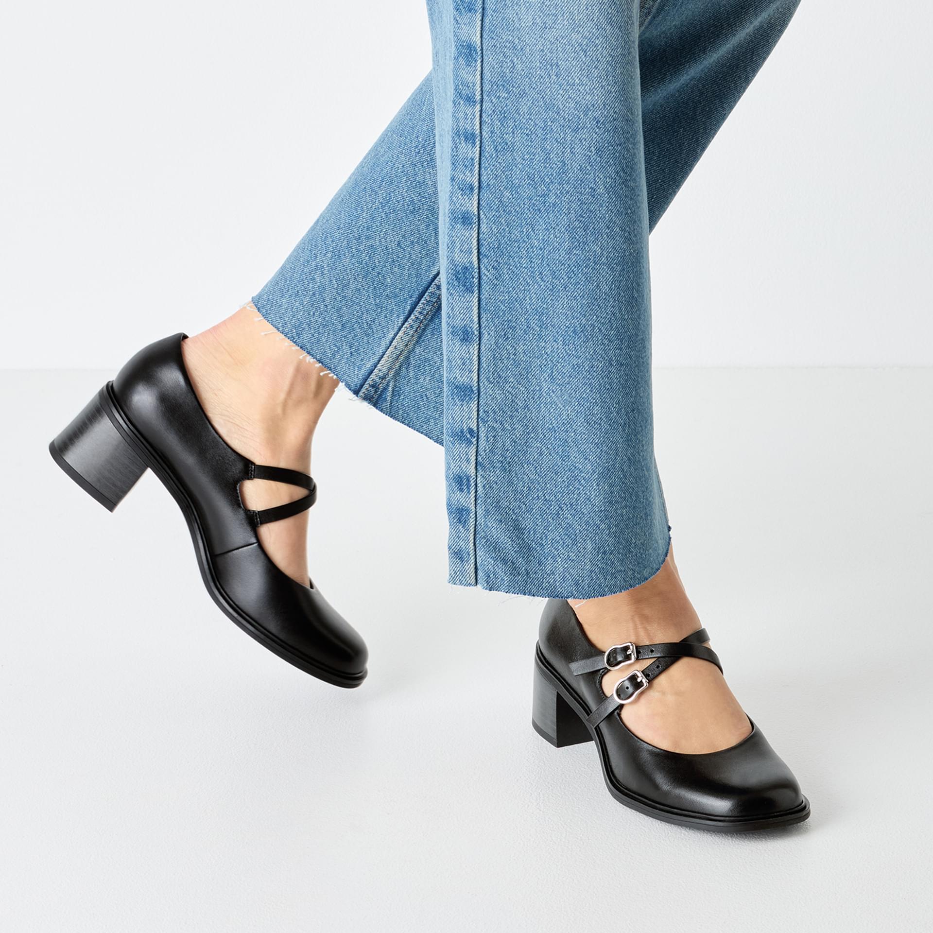 Tamaris Marbella Heels 1-22411-45 in Black