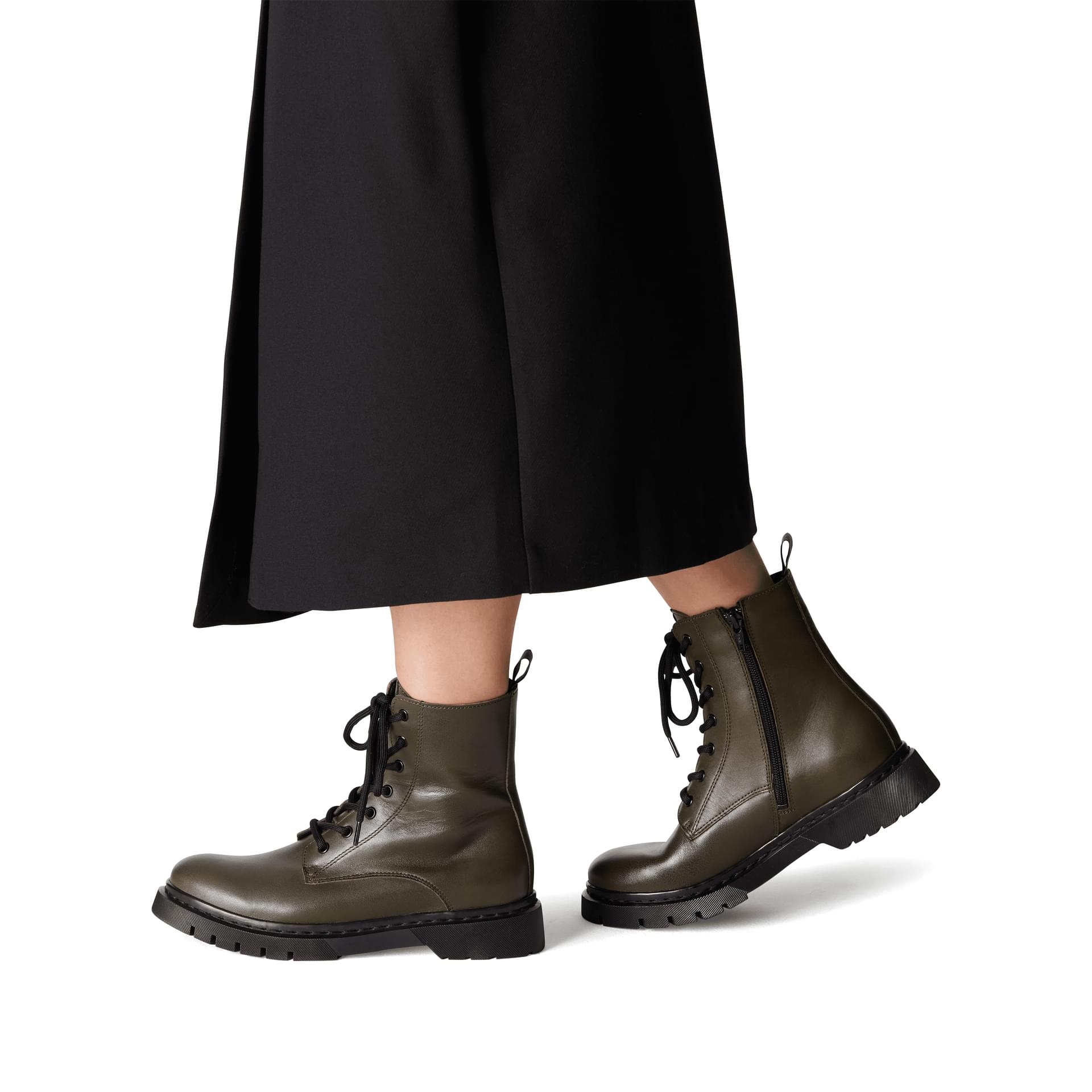 Tamaris Marisole Bottines 1-25269-41 in Olive