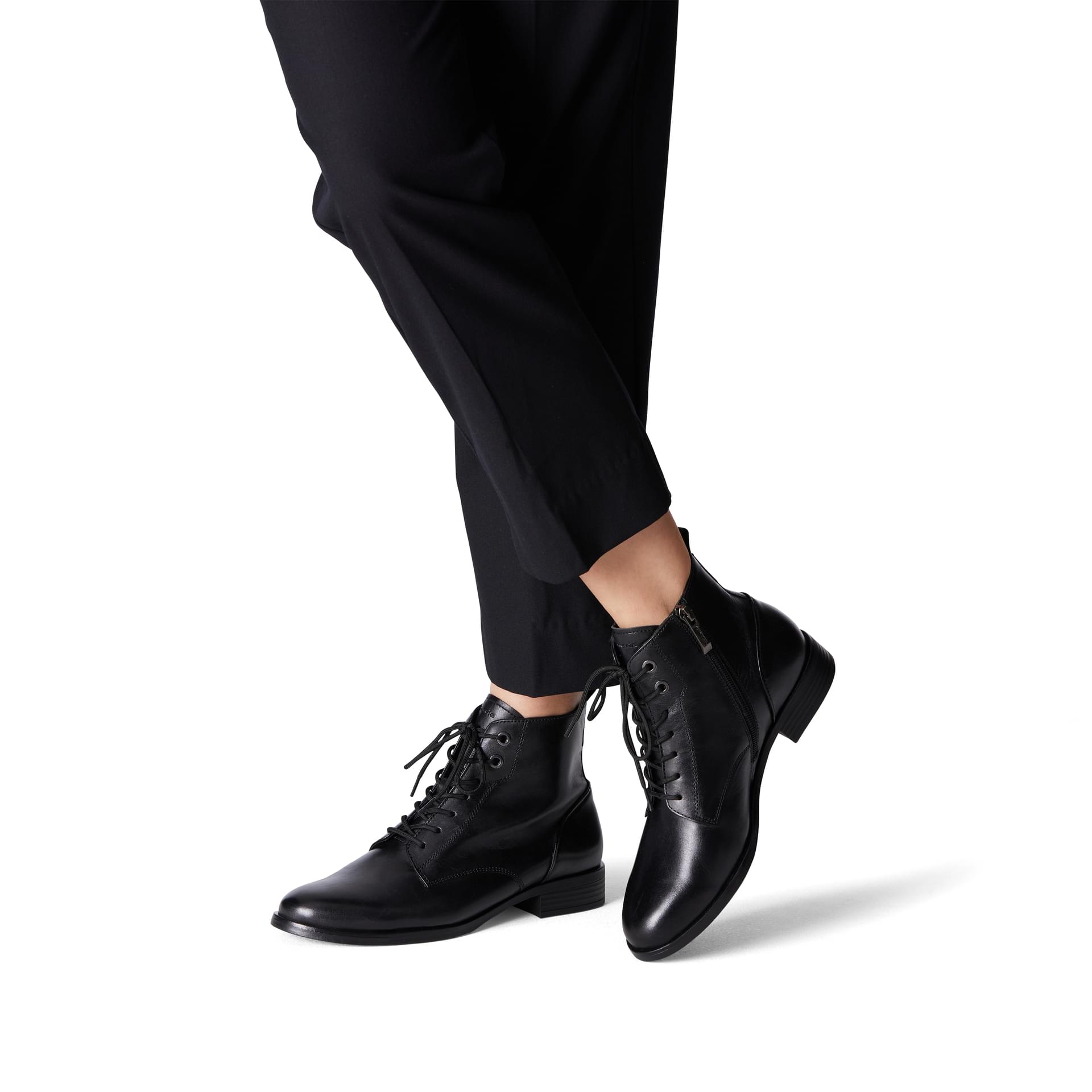 Tamaris Maxima Bottines 1-25121-43 in Black