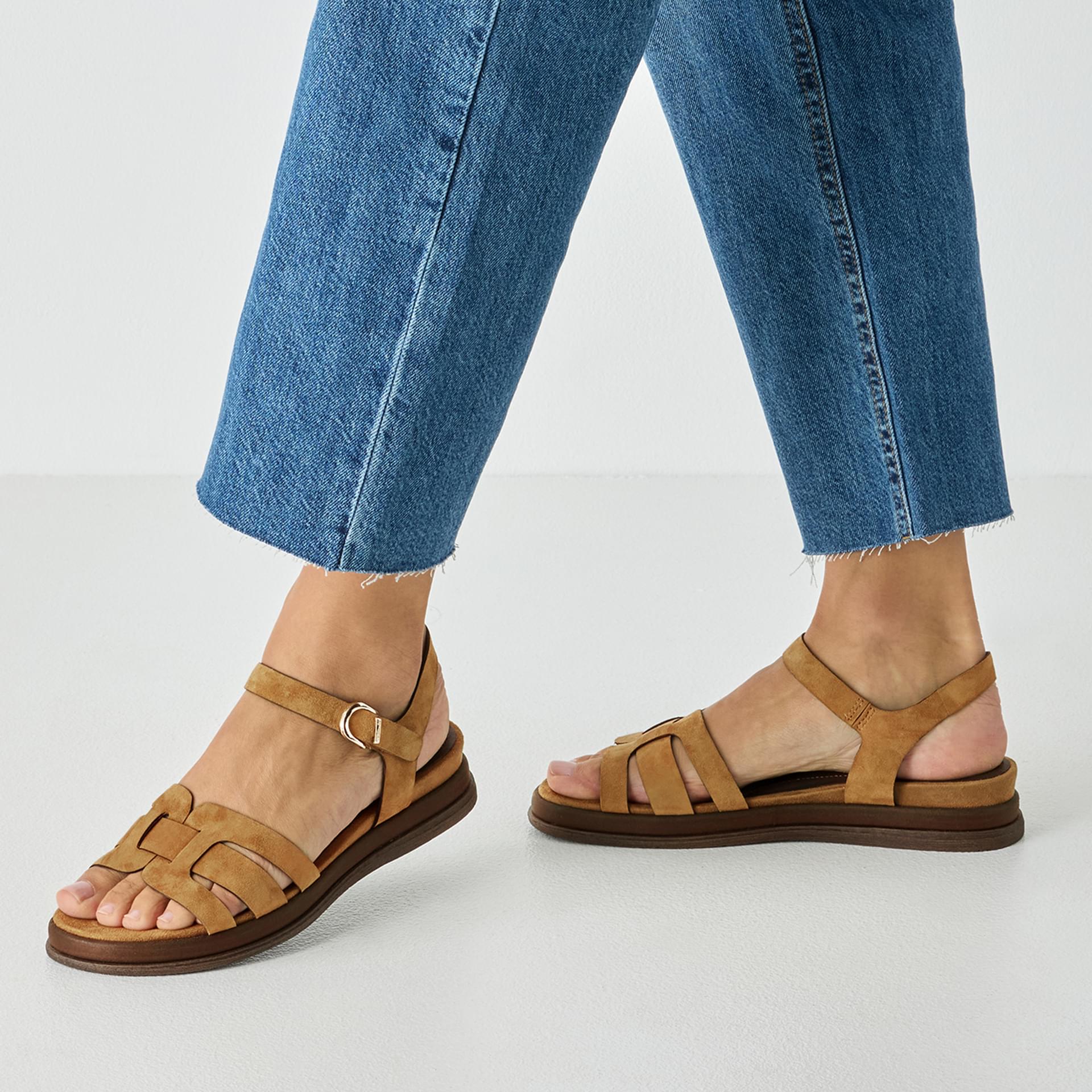 Tamaris Mella Sandals 1-28235-46 in Cognac