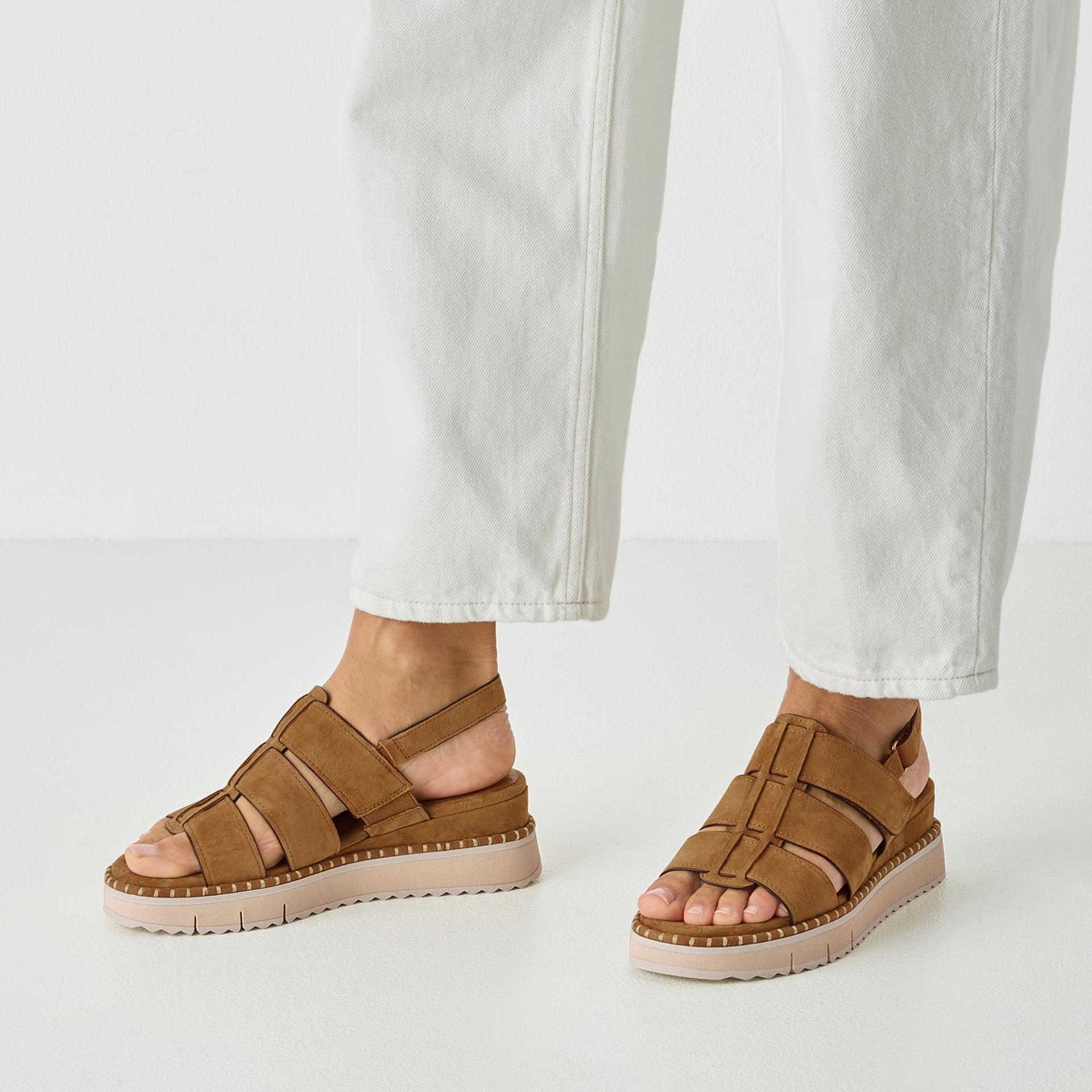 Tamaris Michi Sandales 1-28243-46 in Cognac