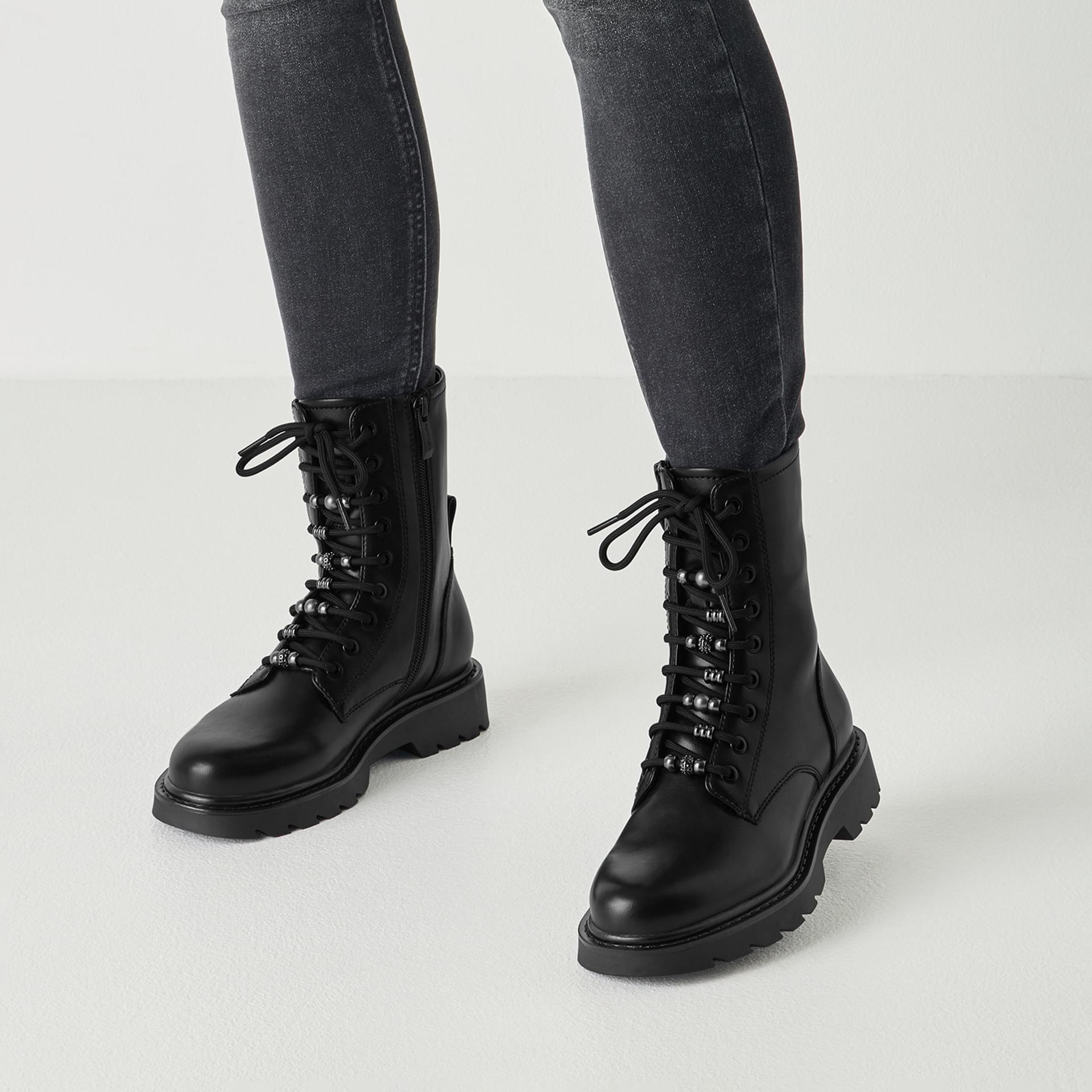 Tamaris Nelia Ankle Boots in Black (SKU 1-25256-47--001)