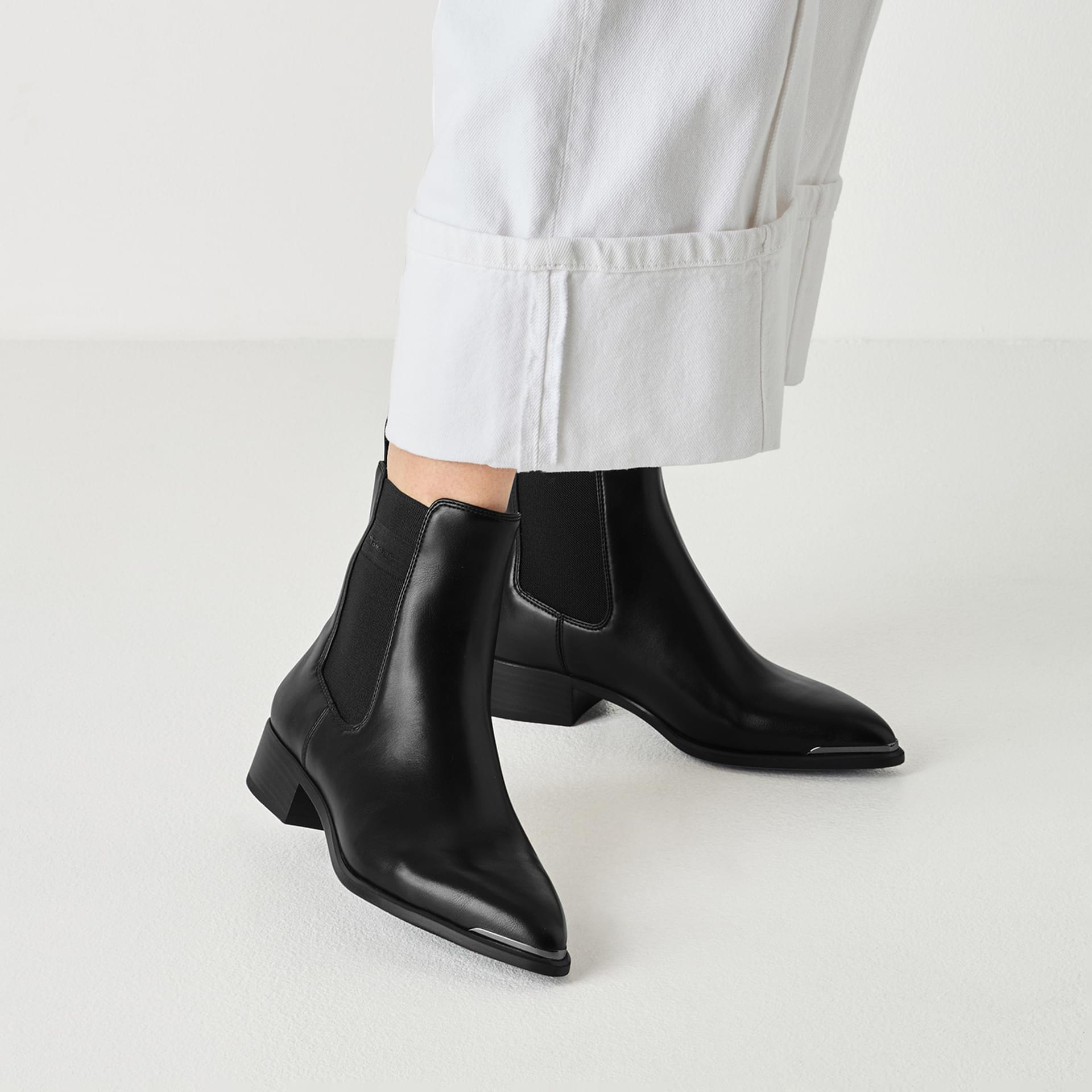 Tamaris Norivelle Chelsea Boots in Black Matt (SKU 1-25368-47--020)