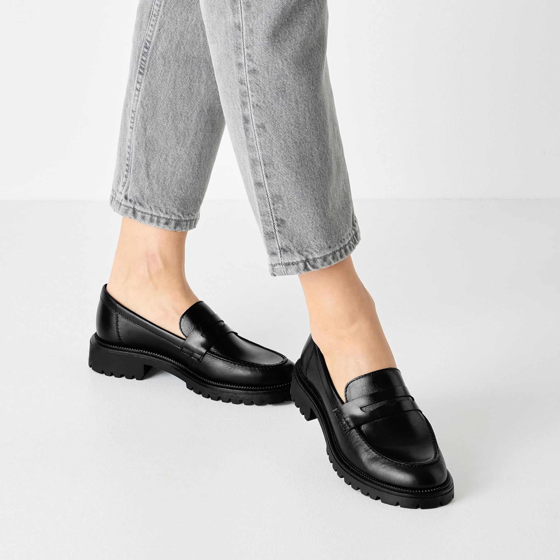 Tamaris Soul Slippers 1-24300-45 in Black Leather