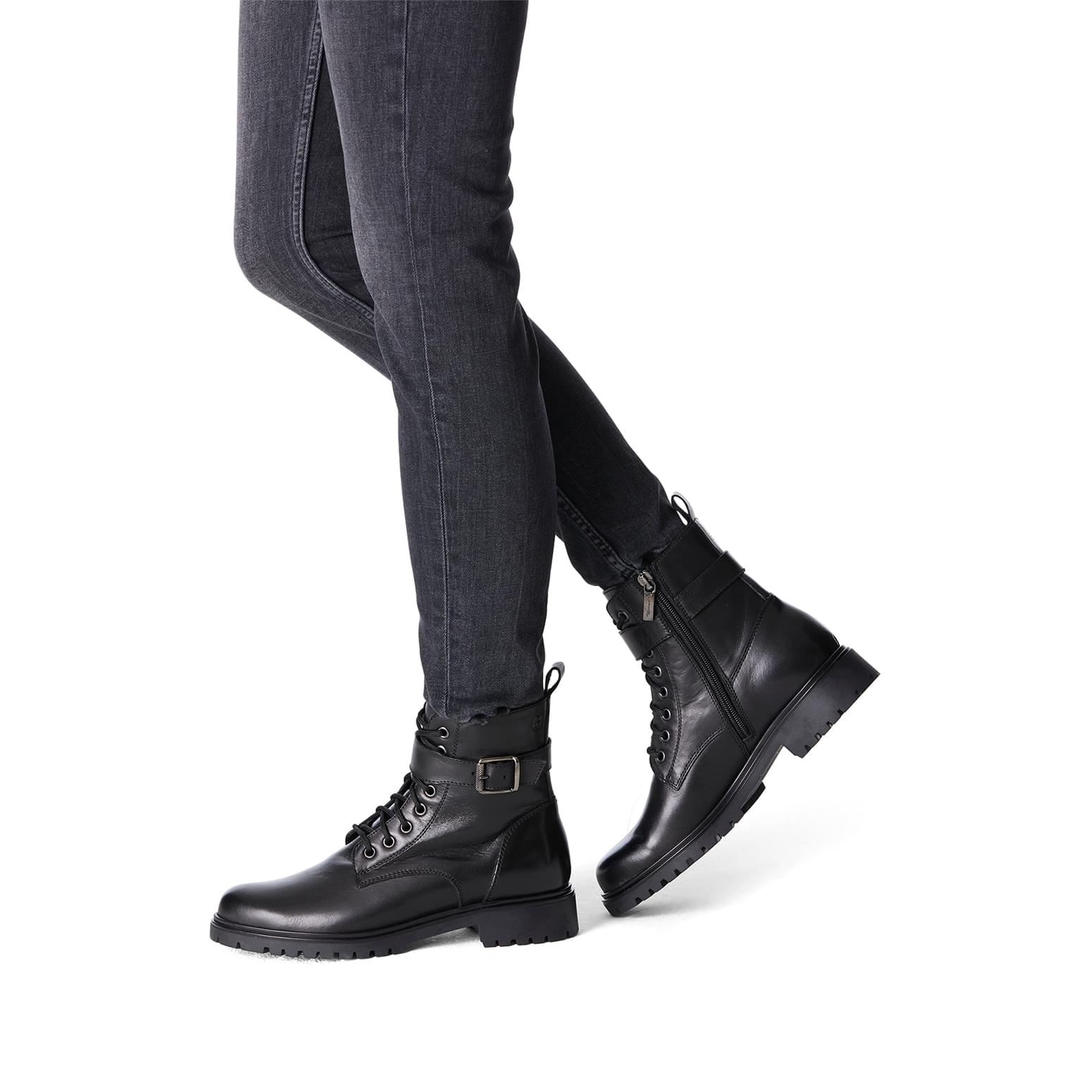 Tamaris Soul Enkellaarsjes 1-25249-41 in Black