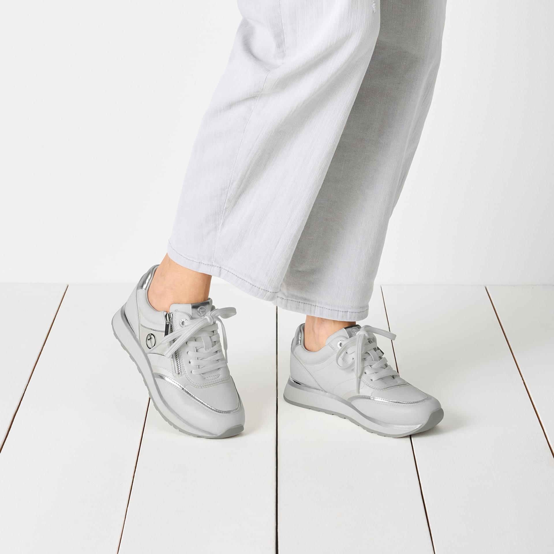 Tamaris Taja Sneakers 1-23726-43 in White/Silver