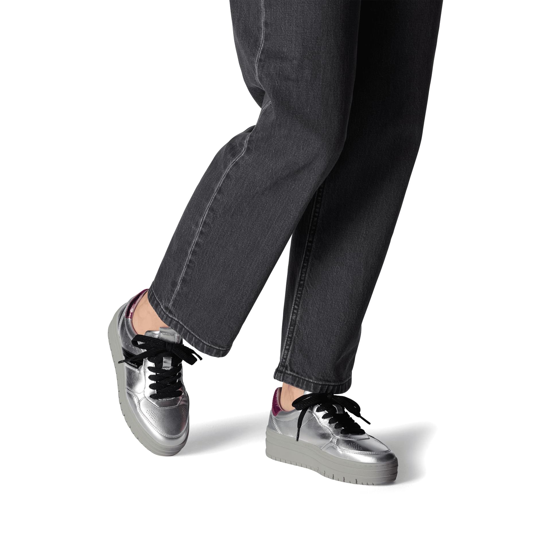 Tamaris Triple Sneakers 1-23773-43 in Silver Comb