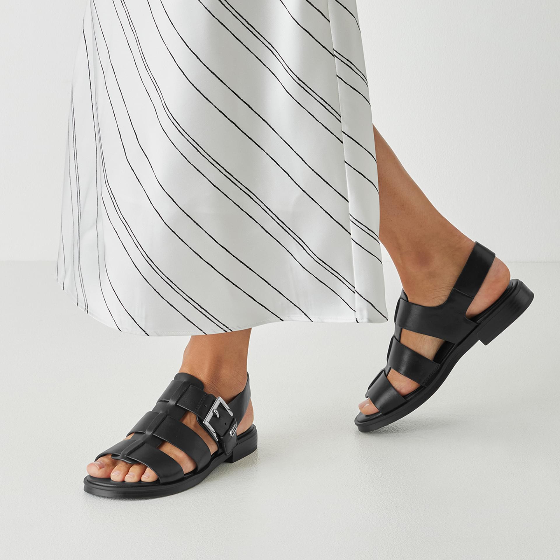 Tamaris Valki Sandals 1-28117-46 in Black