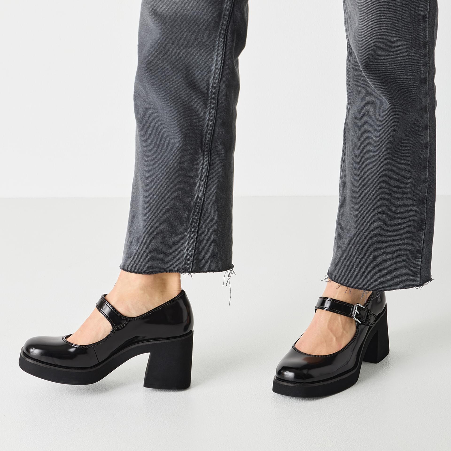 Tamaris Vicenza Heels 1-22409-45 in Black
