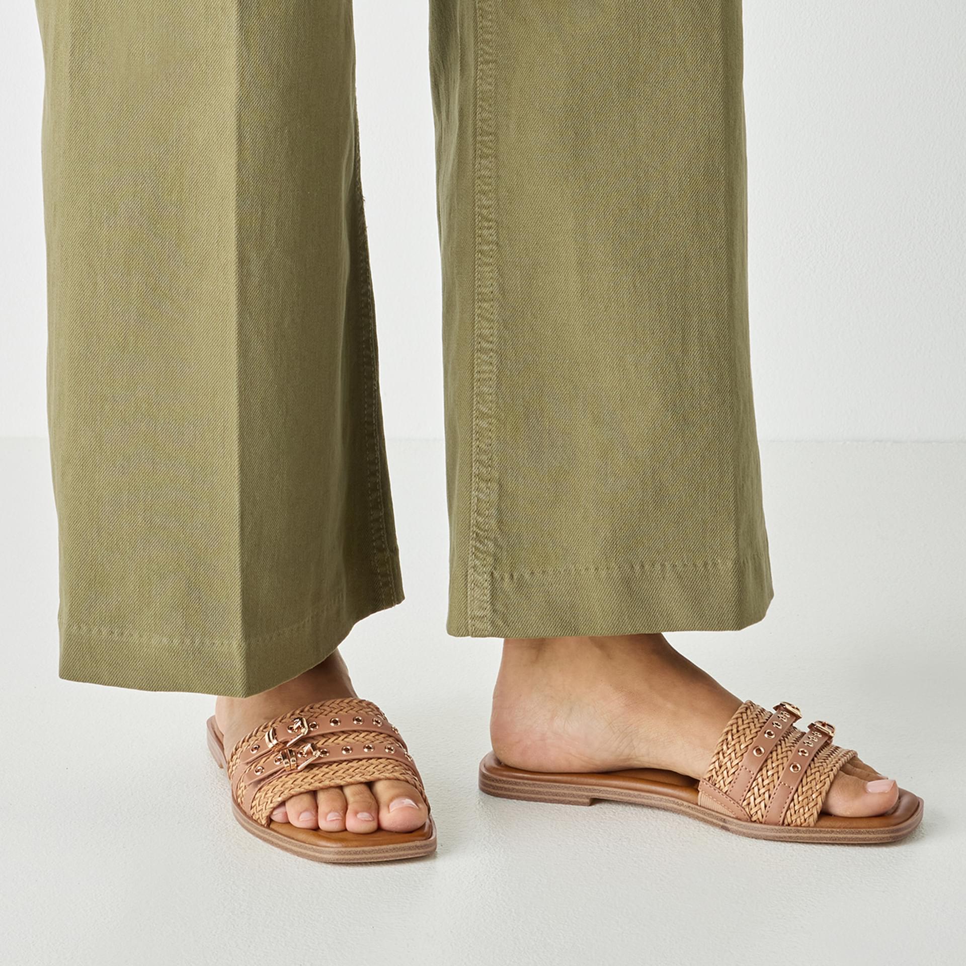 Tamaris Zea Flats 1-27134-46 in Camel