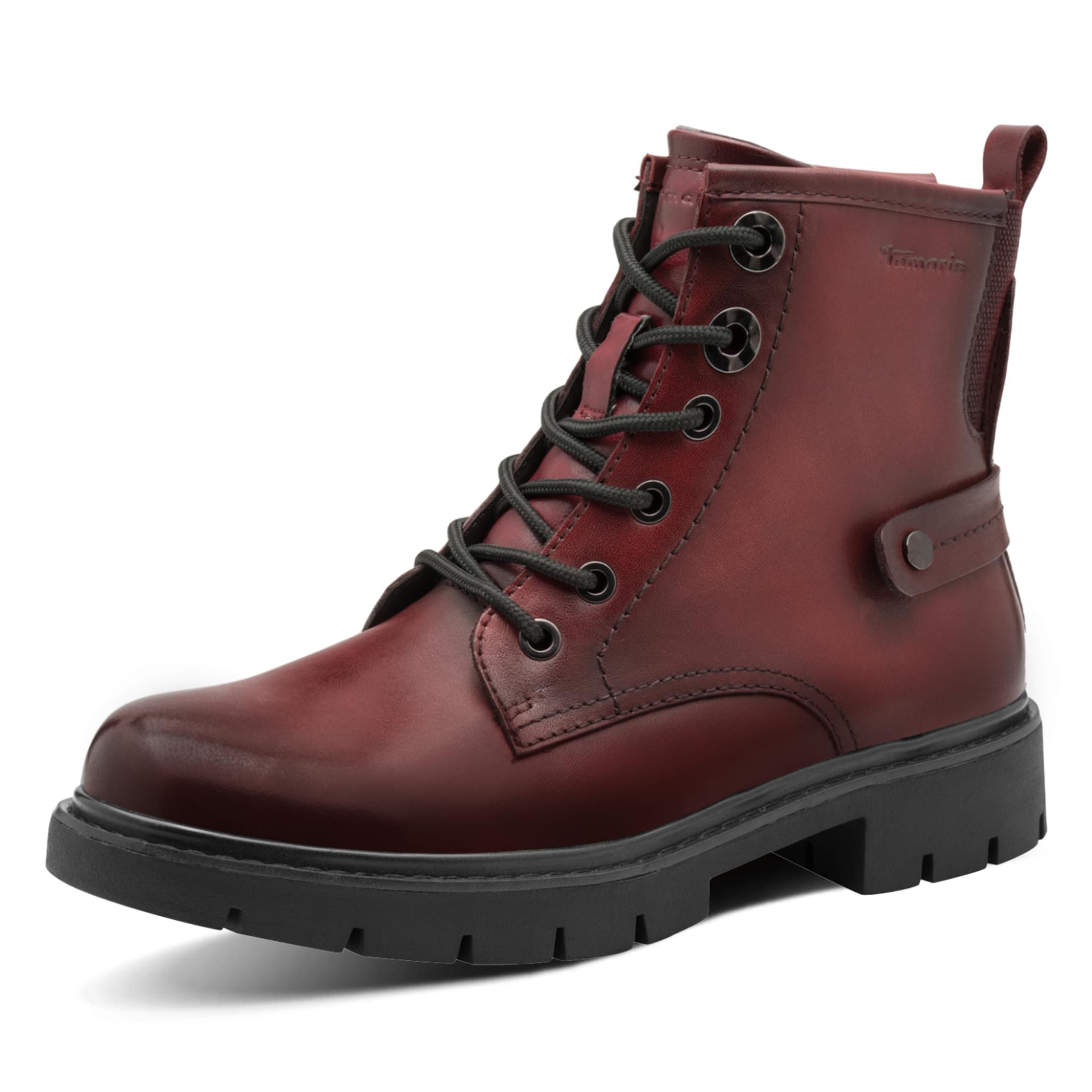 Tamaris Comfort Buta Ankle Boots in Bordeaux, three-quarter view (SKU 8-85203-45--549)