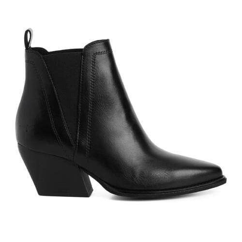 Tamaris Hira Chelsea Boots